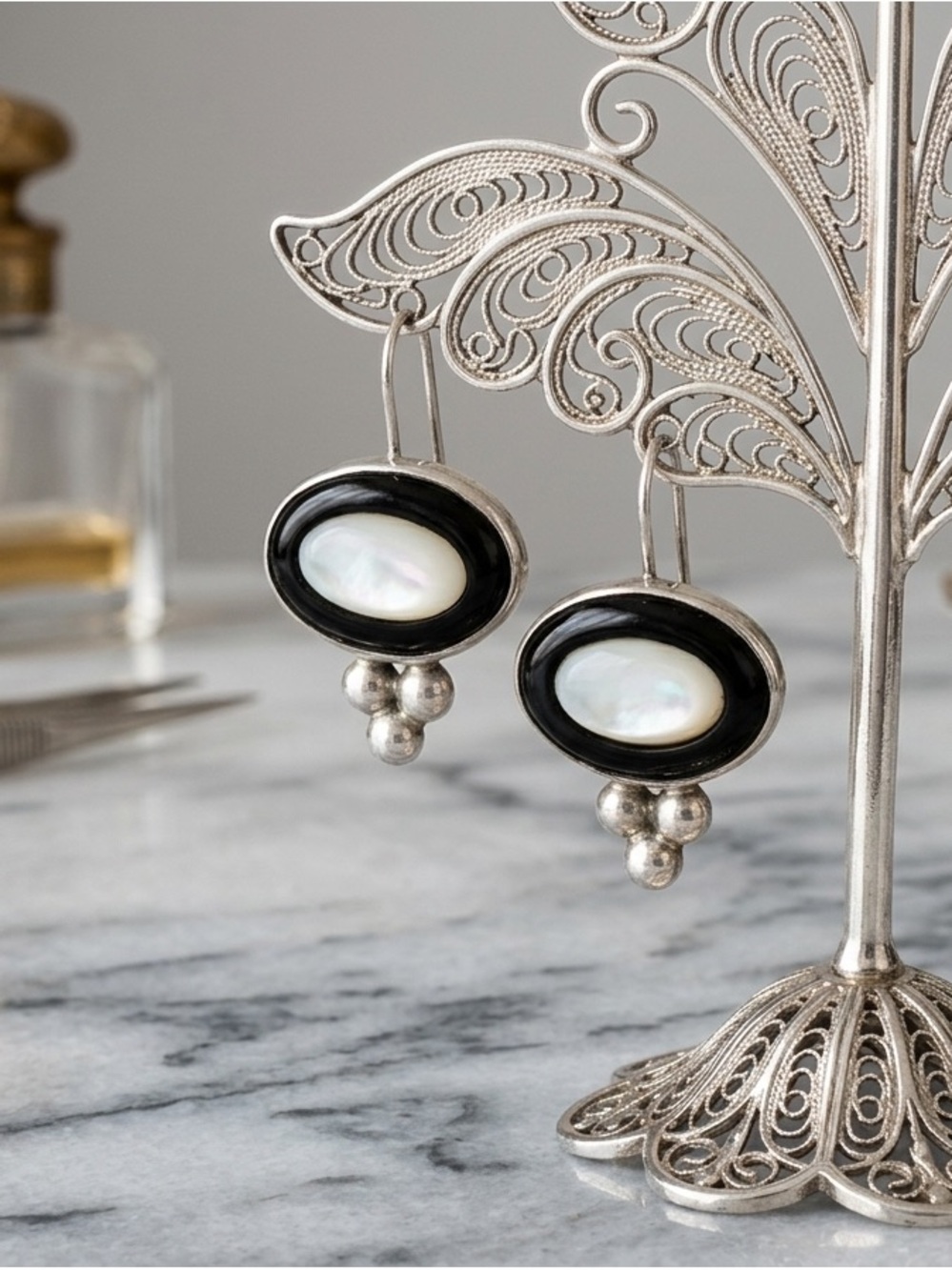 Vintage Mexican Sterling Silver Black Onyx & Mother of Pearl Inlay Drop Earrings